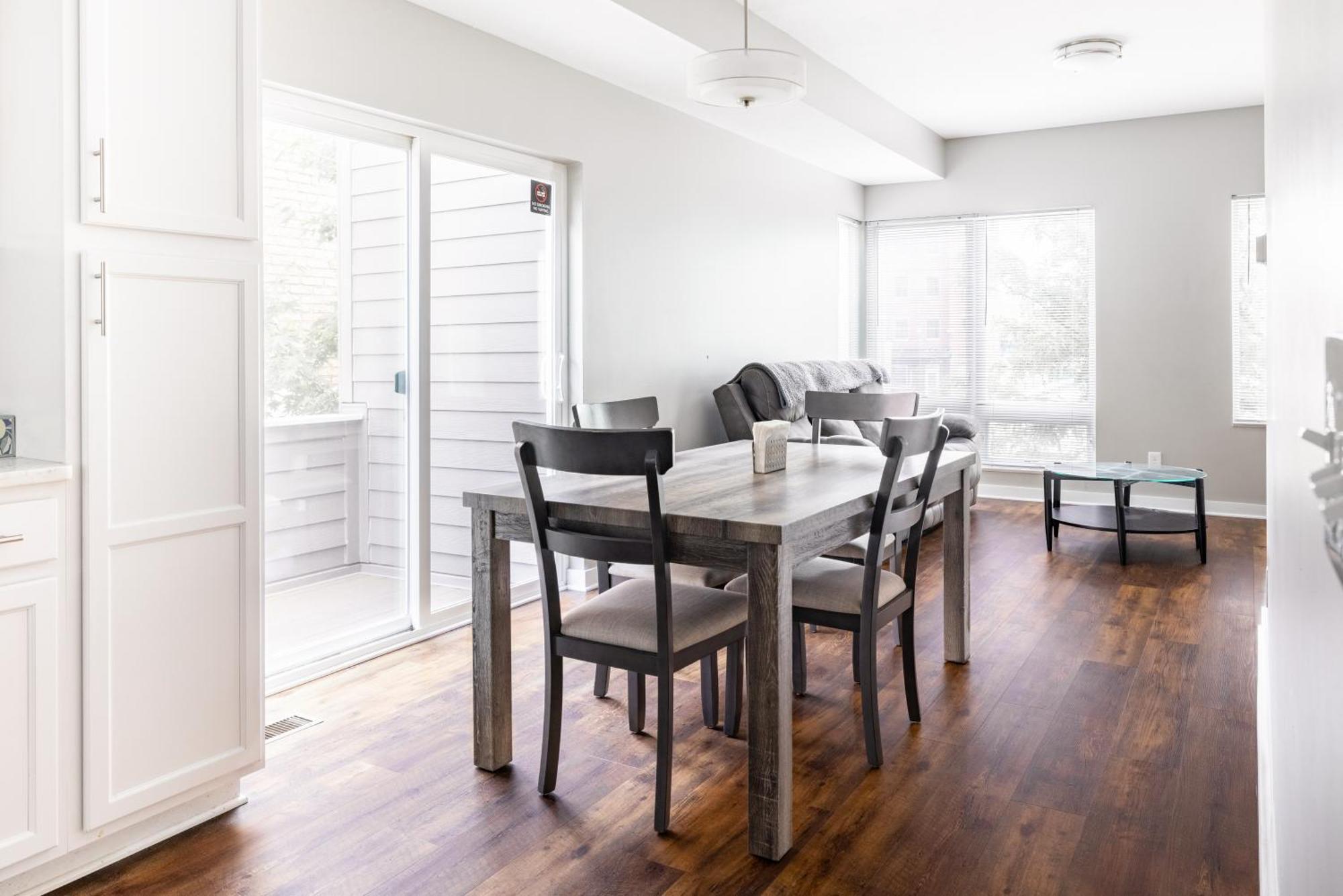 Luxury Downtown Townhome Unit 14 Клівленд Екстер'єр фото