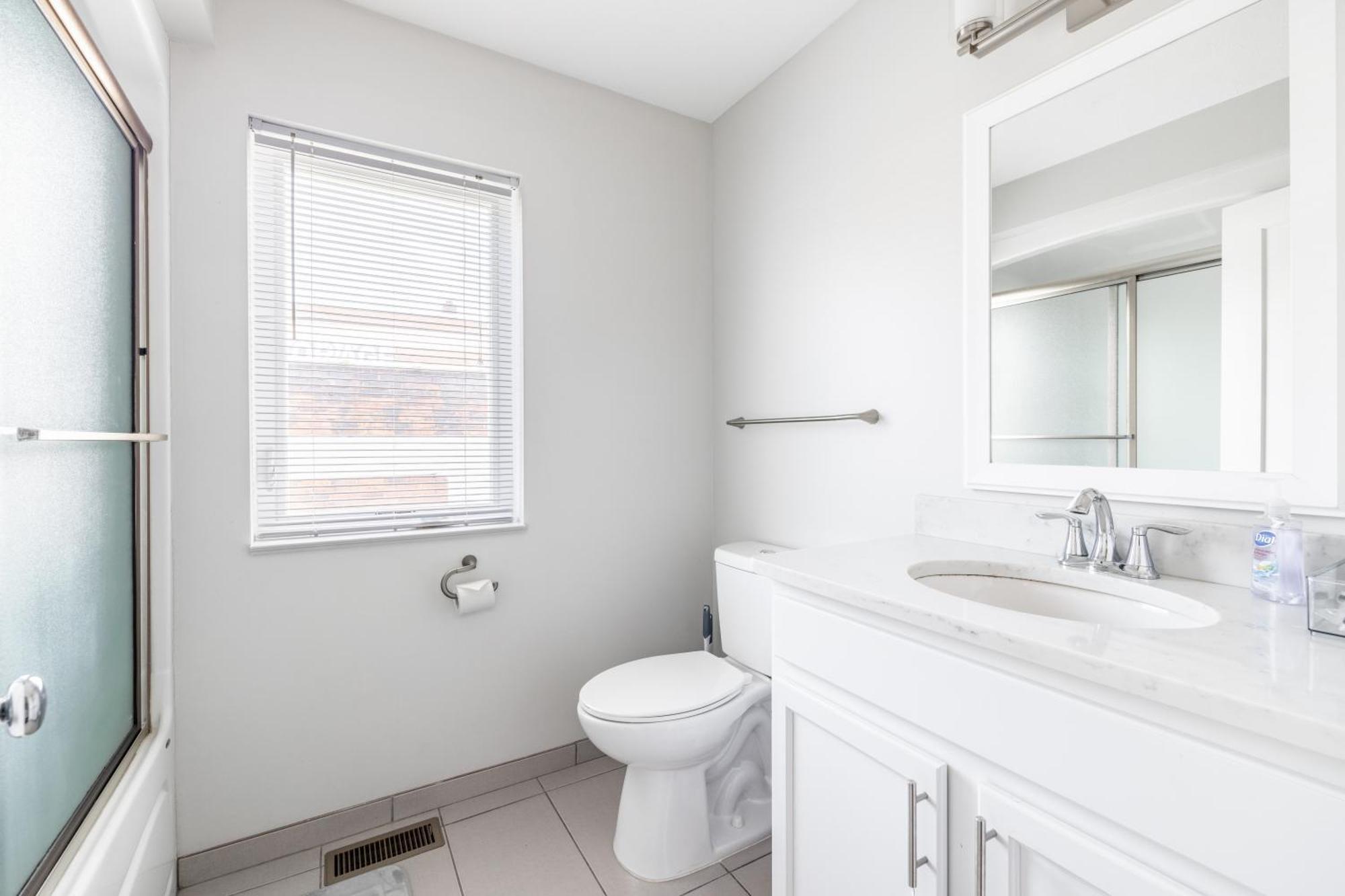 Luxury Downtown Townhome Unit 14 Клівленд Екстер'єр фото